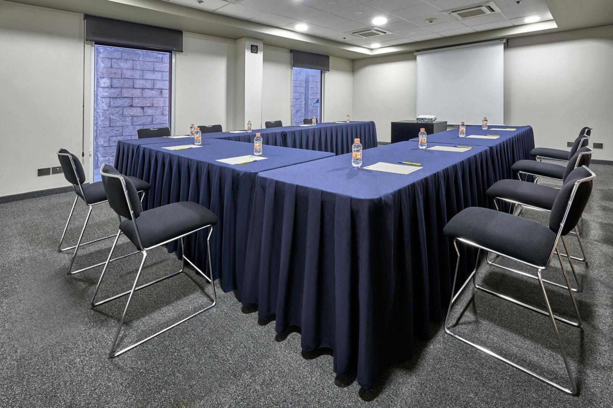 City Express By Marriott Tijuana Rio Exterior photo